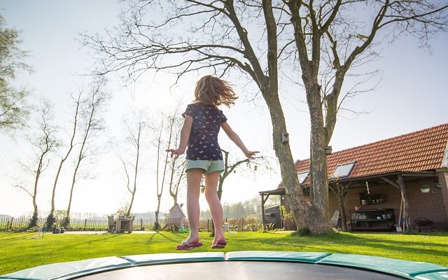 Trampoline Springen En Kinderen Met Speciale Behoeften